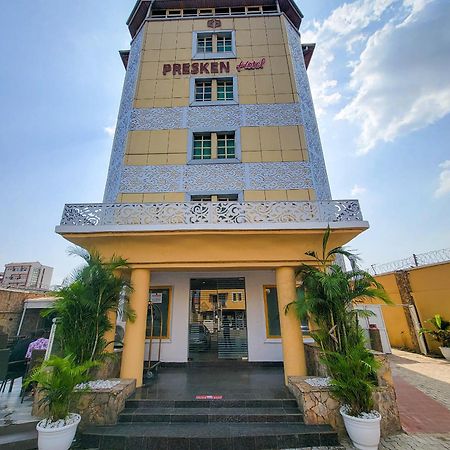 Presken K-One Hotel Ikeja Exterior foto