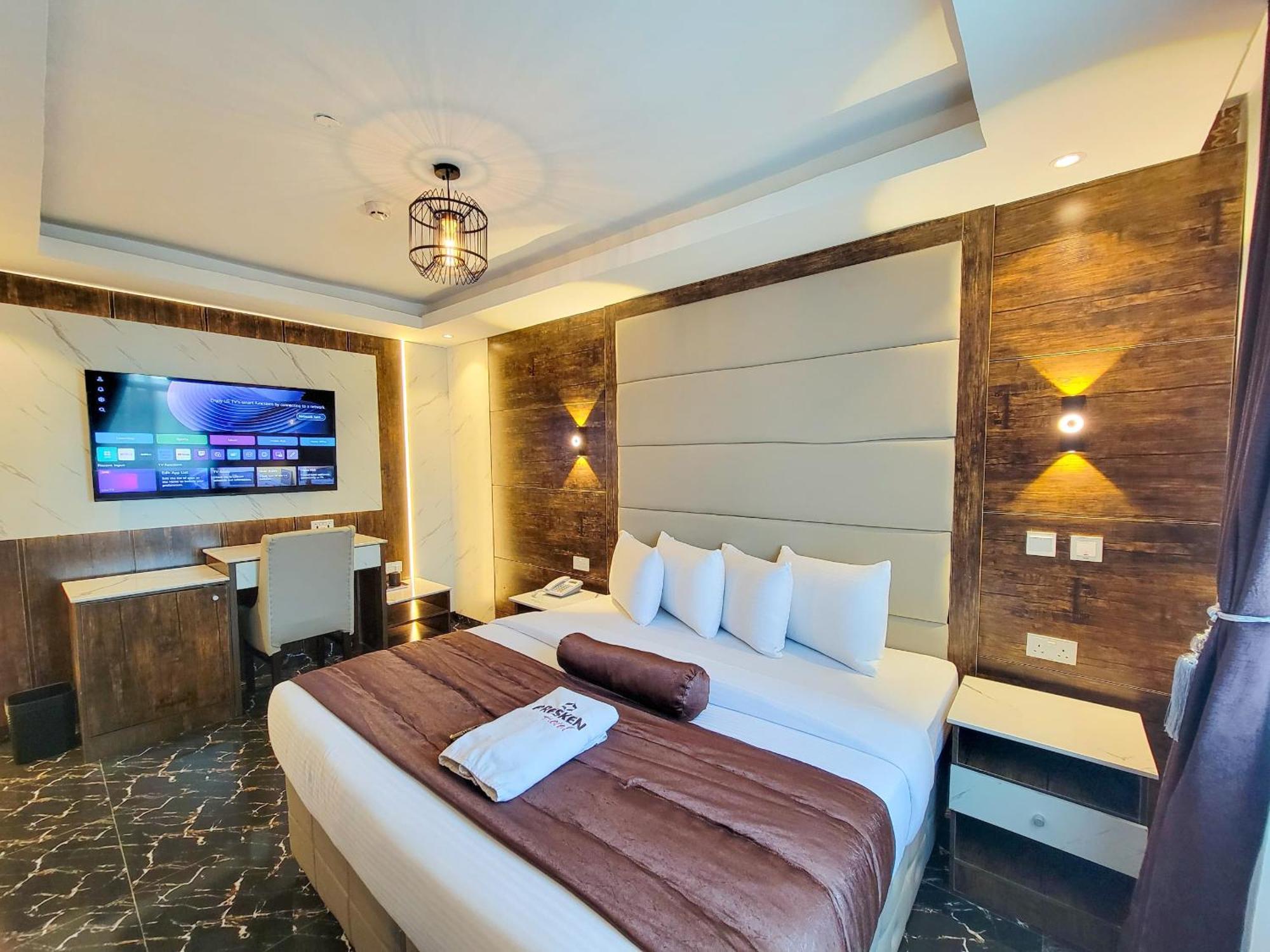 Presken K-One Hotel Ikeja Exterior foto